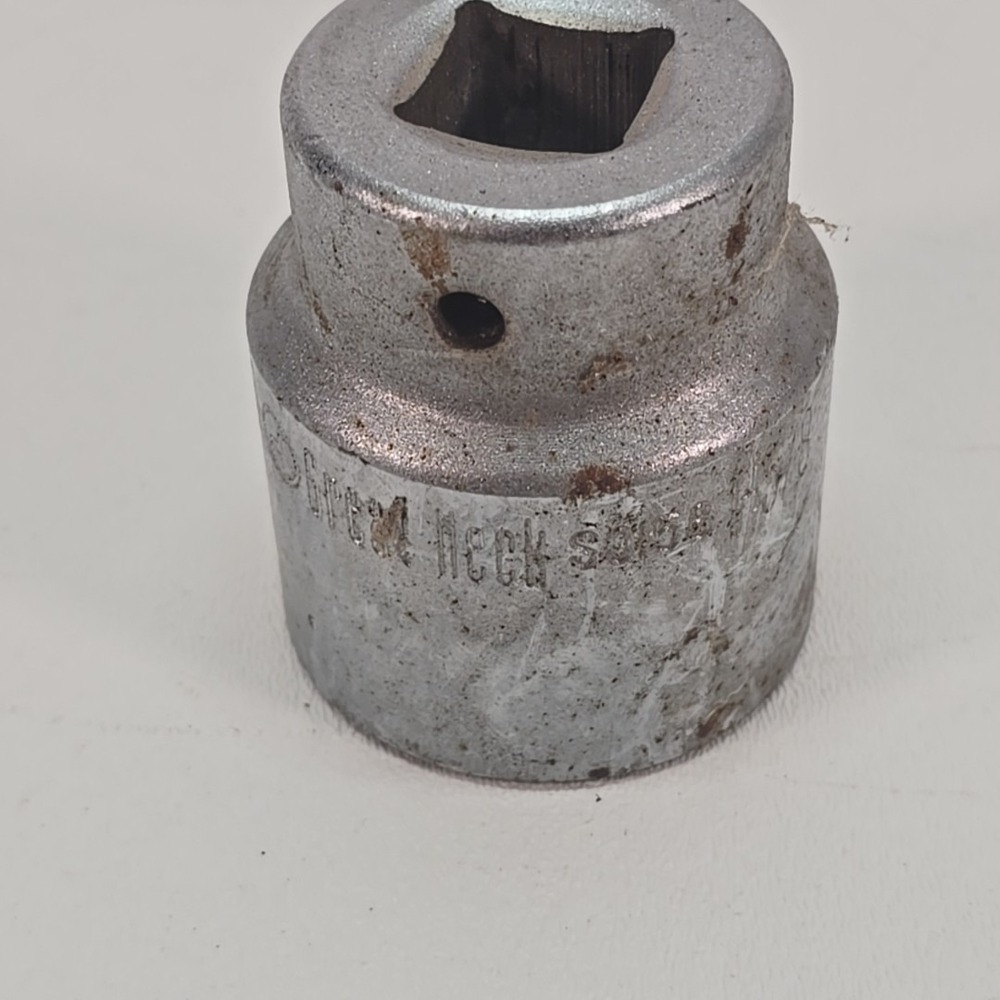 Great Neck 1 5/8" 12 Point‎ Socket 3/4" Drive Chrome Vanadium Steel